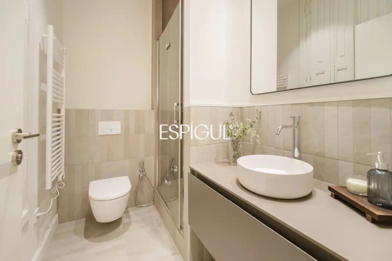 Piso en venta reformado en Eixample Esquerra