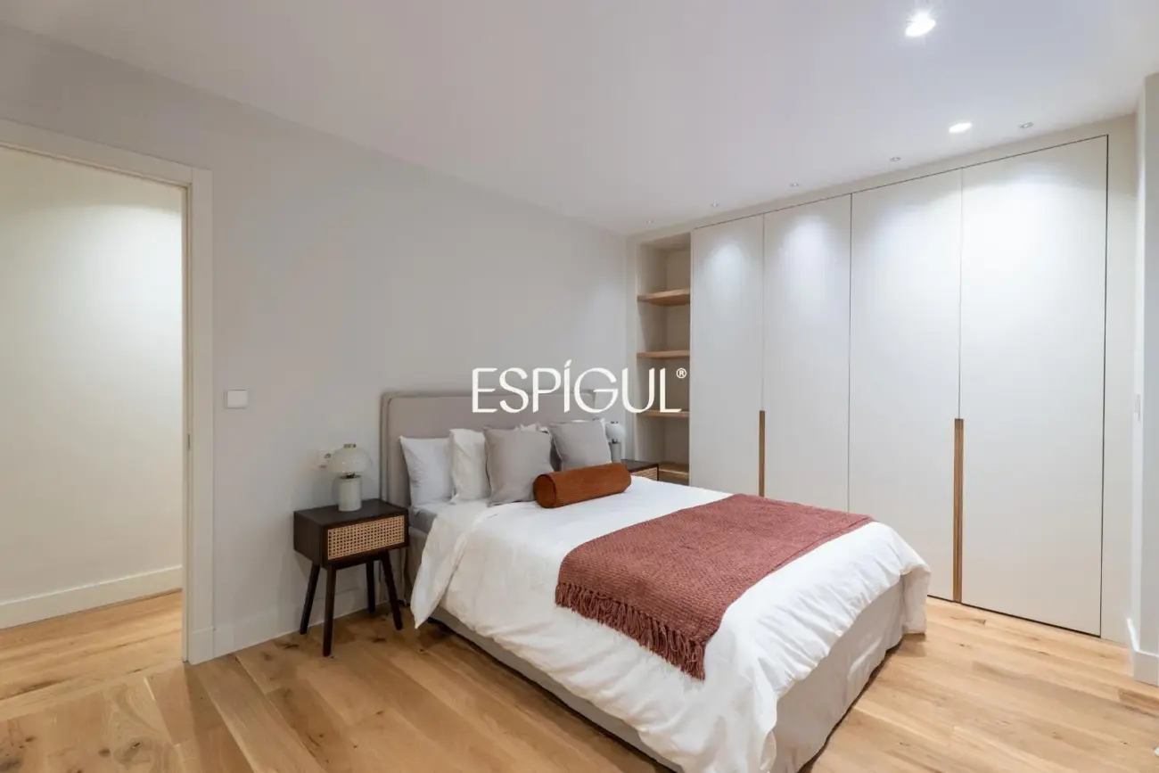 Piso en venta totalmente reformado con garaje y trastero en Castelló, Castellana