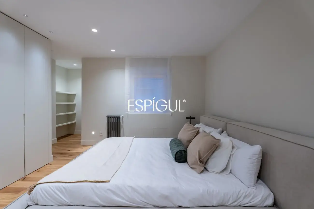 Piso en venta totalmente reformado con garaje y trastero en Castelló, Castellana