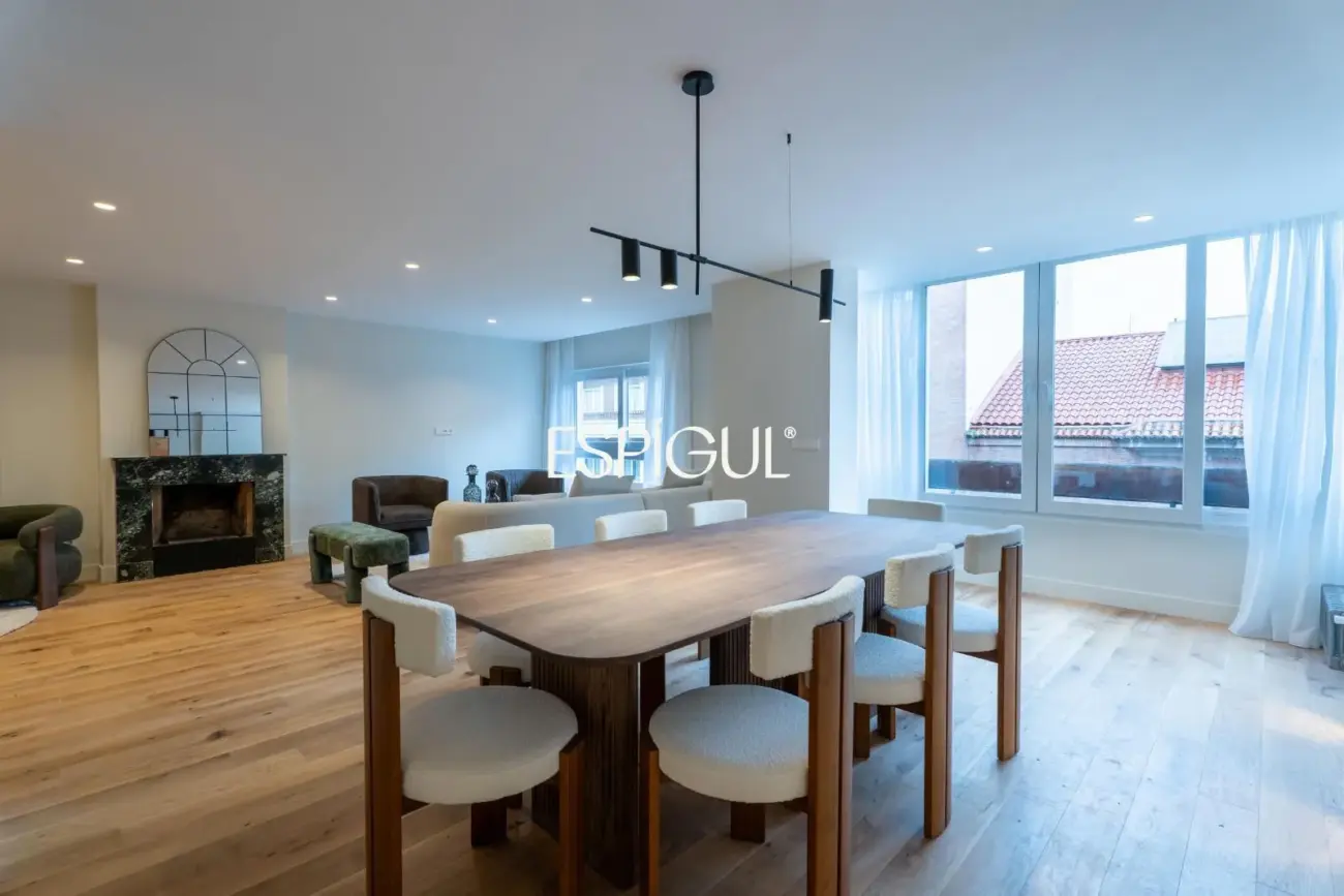 Piso en venta totalmente reformado con garaje y trastero en Castelló, Castellana