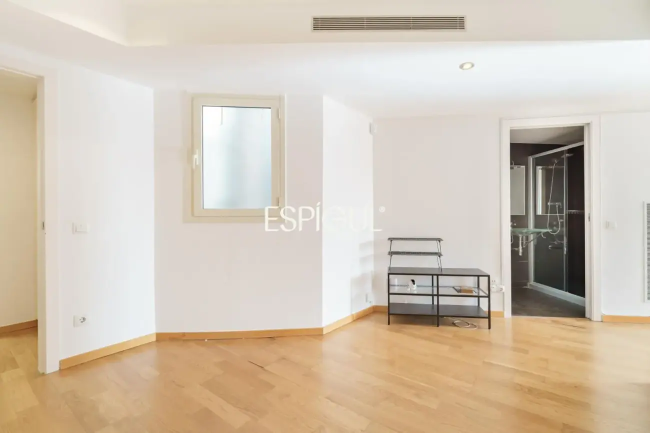 Property for sale with terrace in l’Eixample, Barcelona