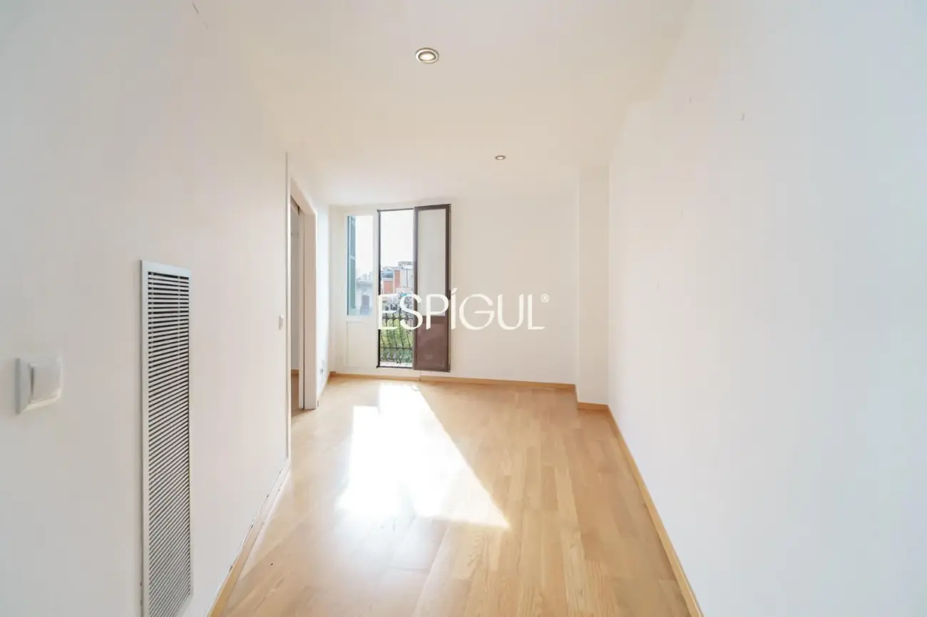 Property for sale with terrace in l’Eixample, Barcelona