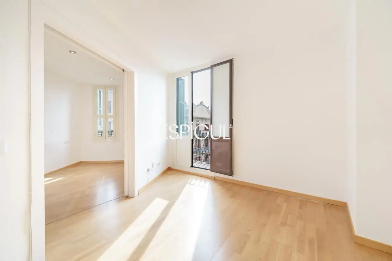 Property for sale with terrace in l’Eixample, Barcelona