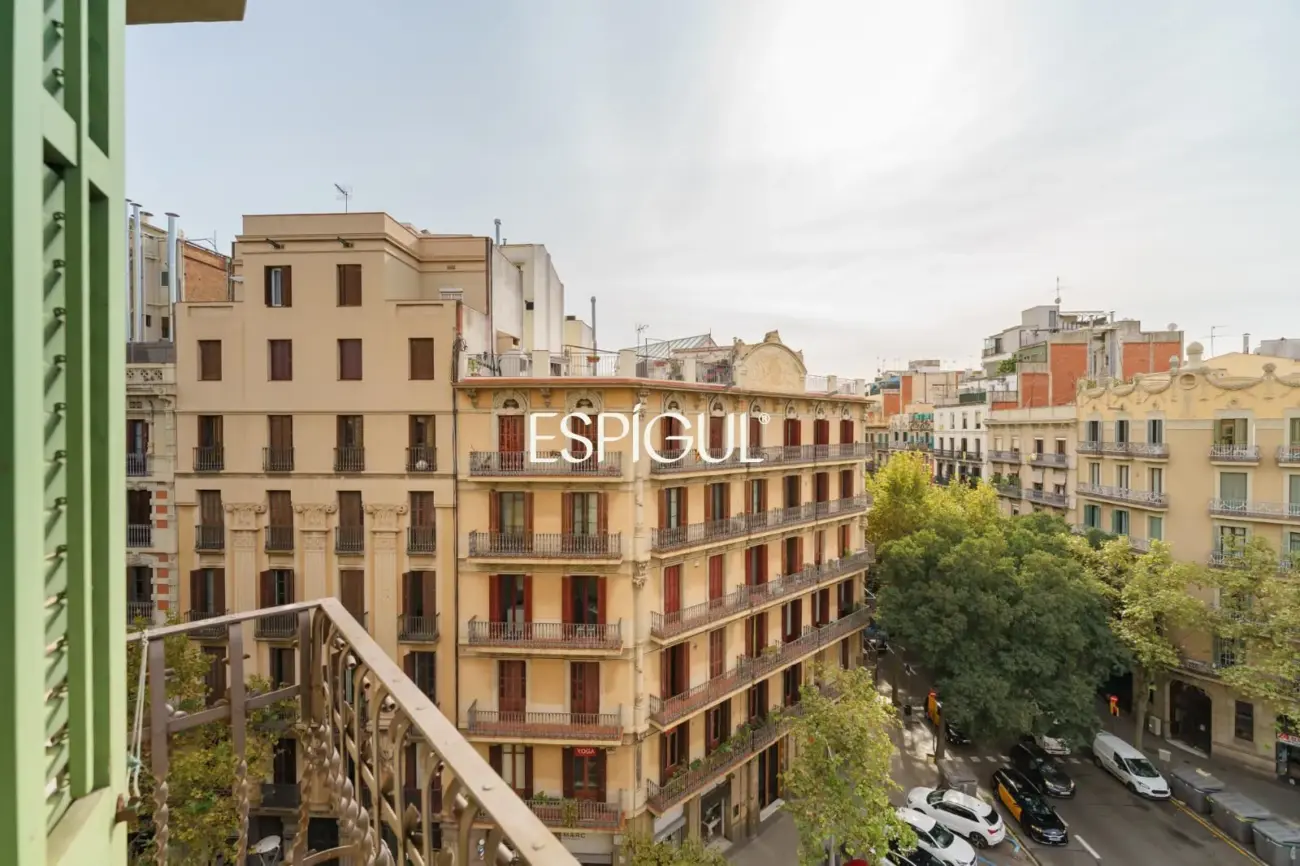 Property for sale with terrace in l’Eixample, Barcelona